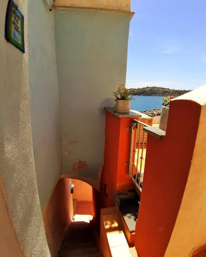 La Casa Azzurra Procida Exterior foto