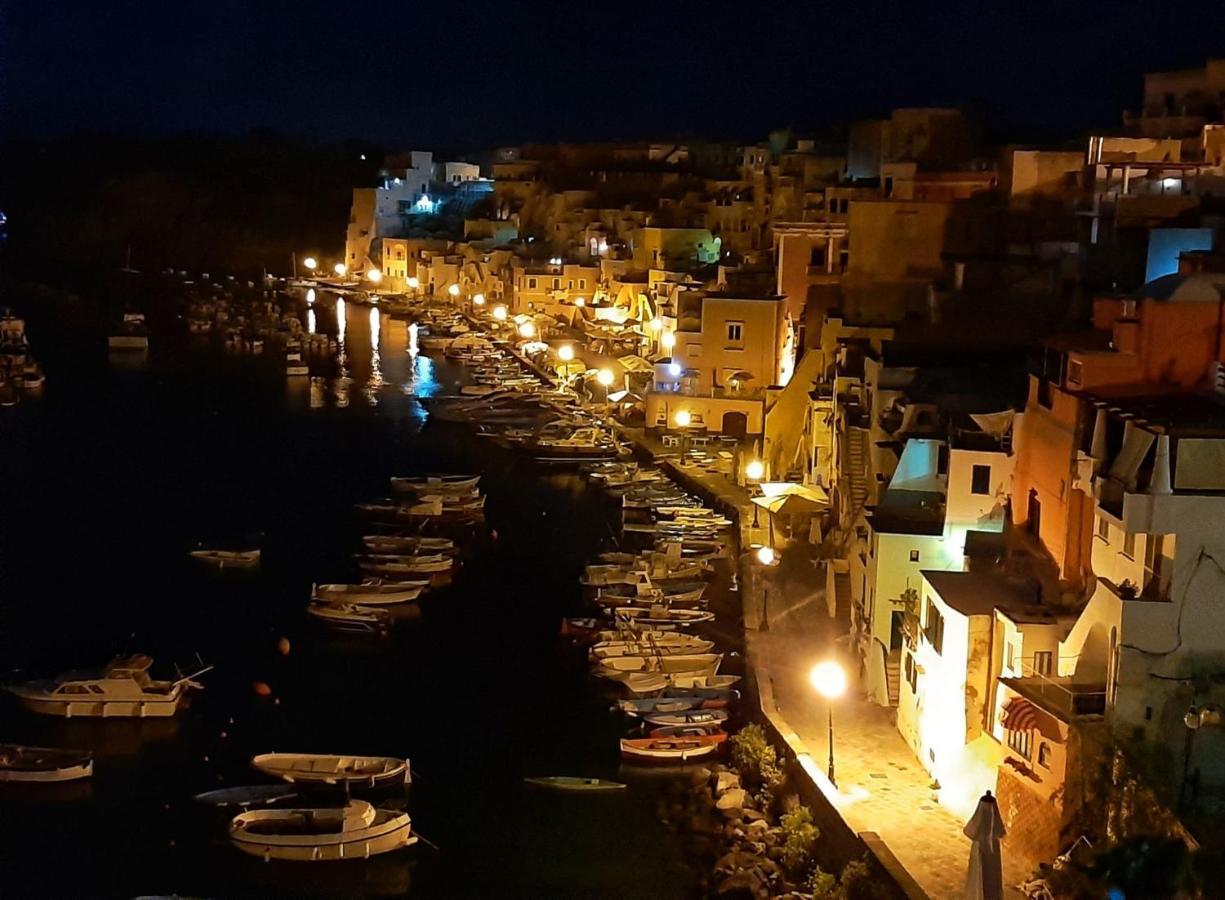 La Casa Azzurra Procida Exterior foto