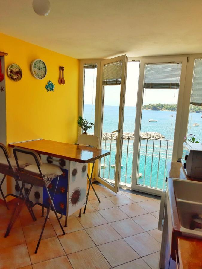 La Casa Azzurra Procida Exterior foto