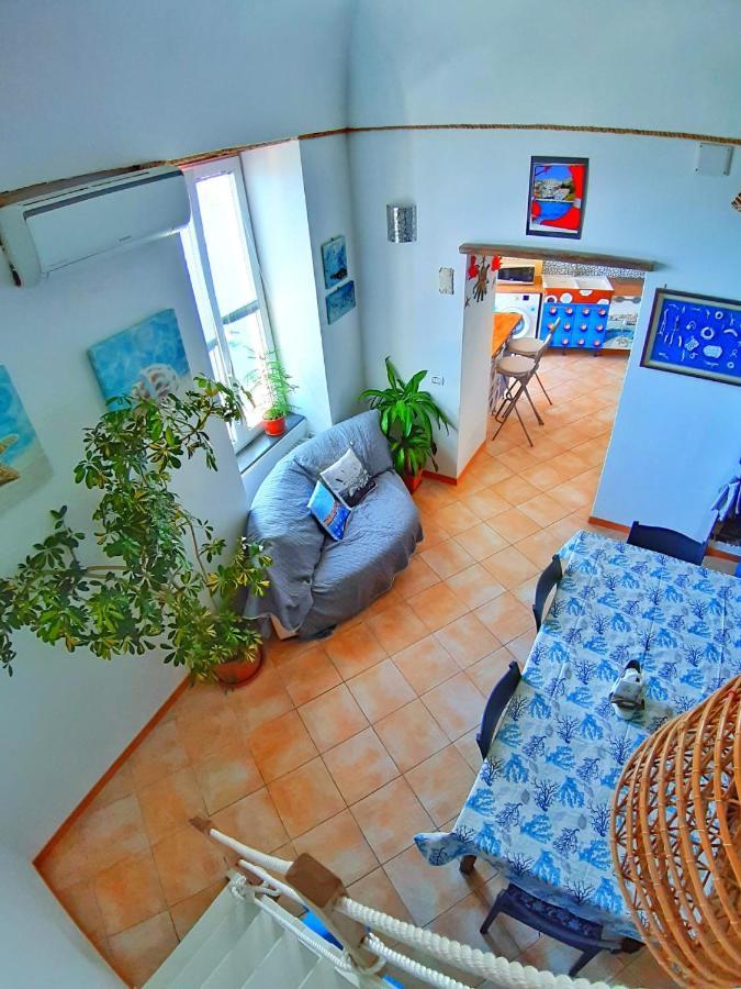 La Casa Azzurra Procida Exterior foto