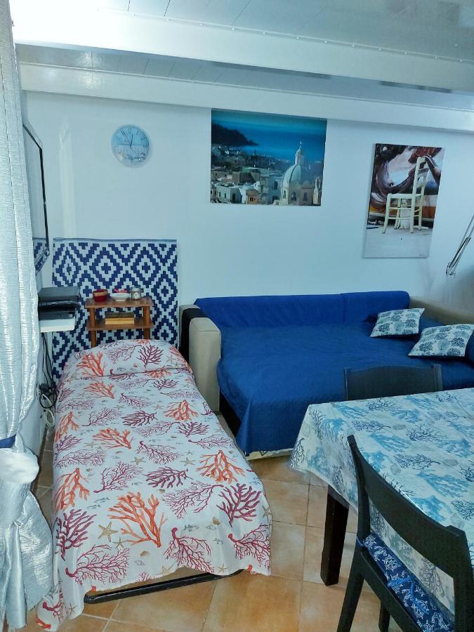 La Casa Azzurra Procida Exterior foto