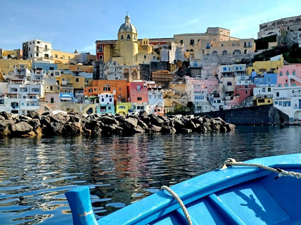 La Casa Azzurra Procida Exterior foto