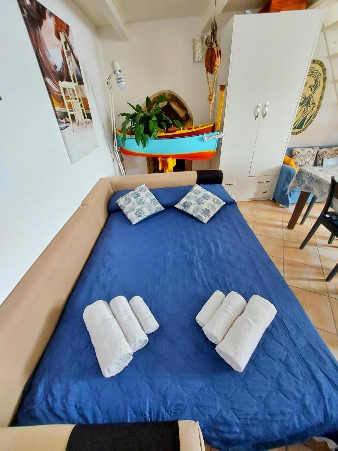 La Casa Azzurra Procida Exterior foto